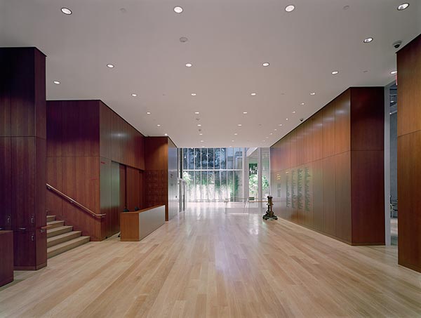 Photo of JPMorgan Chase Lobby