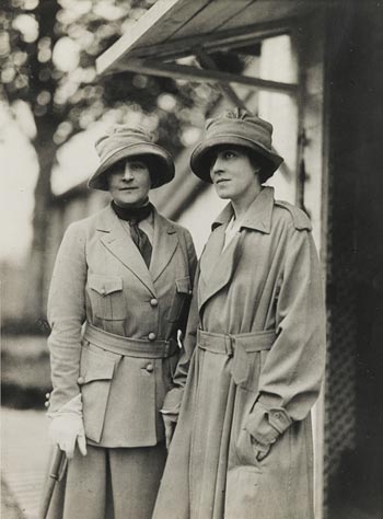 Photograph of Anne Morgan and Anne Murray Dike