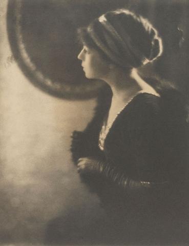 Belle da Costa Green shown in profile, wearing hat.